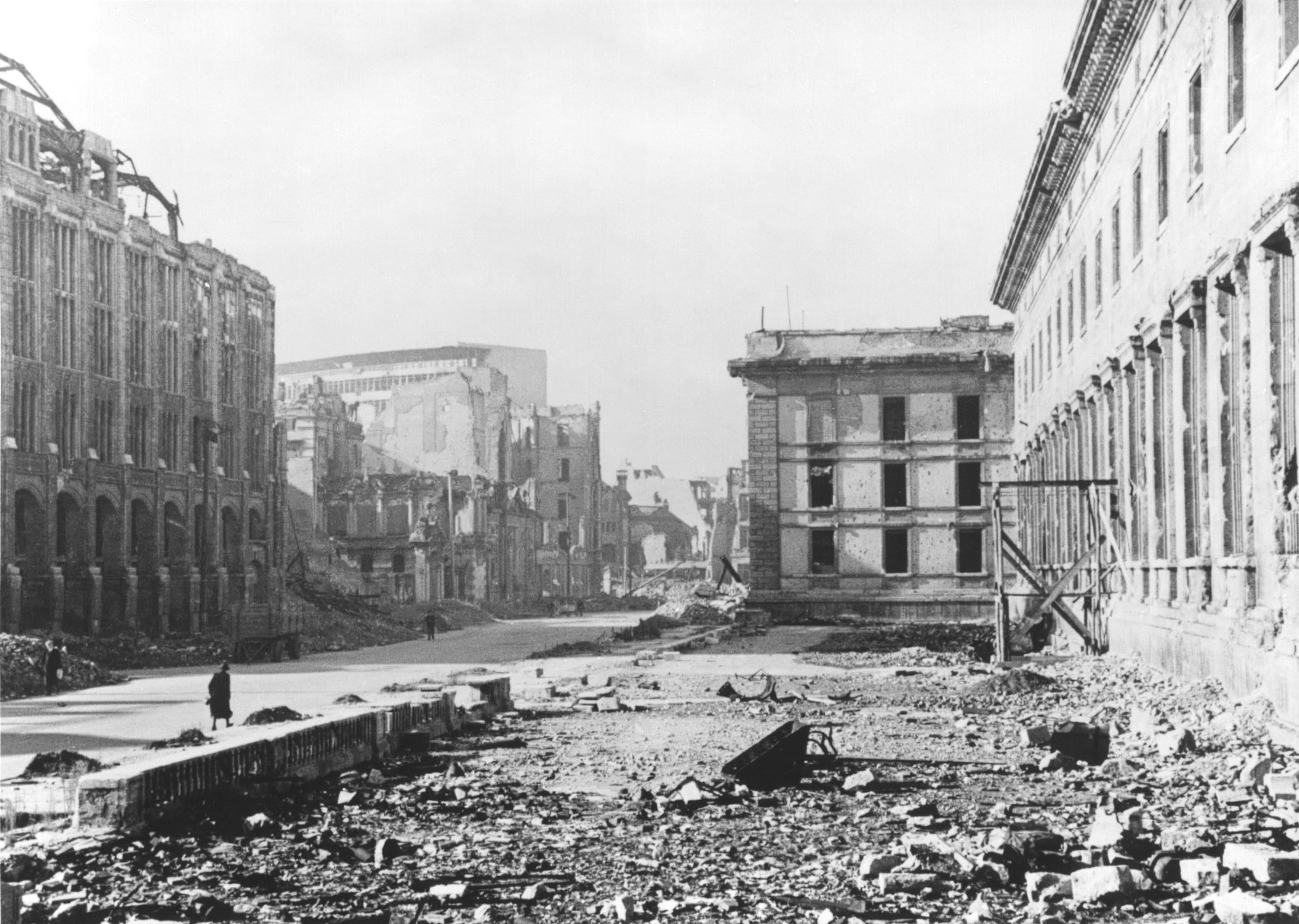 0_cbd52_712e78d9_orig Feldgrau