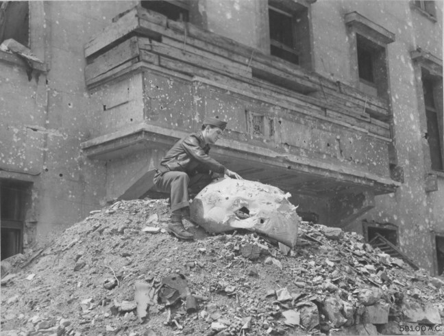 0_36697_b9f166c_orig AHF