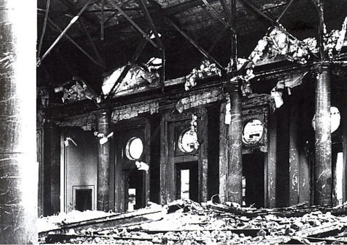 destroyed reception hall above vorbunker after war AHF