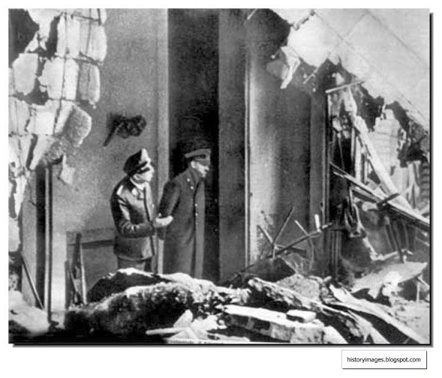 hitler-chief-gruppenfuhrer-schaub-inspect-damage-fuehrerbunker-last-images